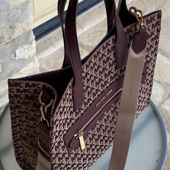 NWT Michael Kors kenly signature handbag - Picture 2 of 7